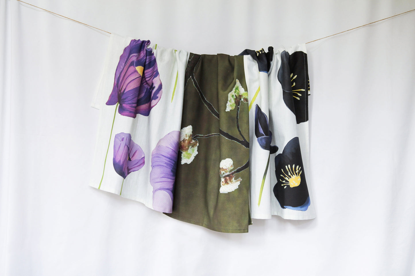 Tea Towel: White Flowers on Green